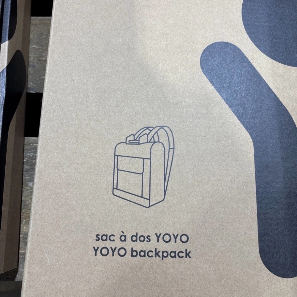 BABYZEN YOYO2 Stroller WITH Travel Bag in Black - Picture 3 of 3